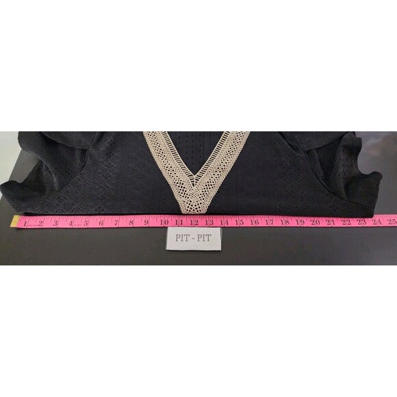 Women XXL Black Beige Shirt V-Neck Eyelet Embroided Petal Sleeve Boho Beach Chic - Picture 11 of 12